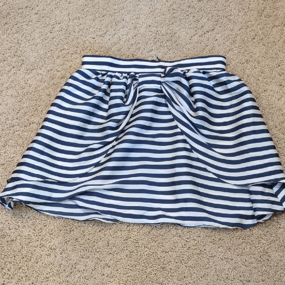 H&M Navy and White Striped Skater Skirt 6 NWT